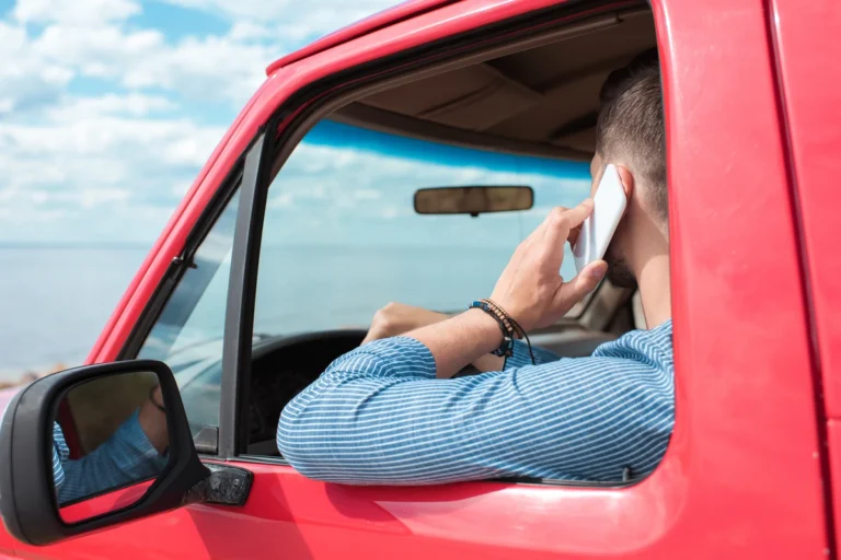 How to Prove the Other Driver Was Distracted in Missouri